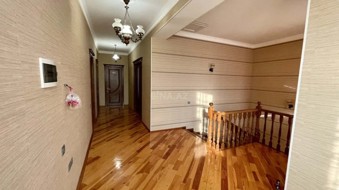 Kirayə verilir 6 otaqlı həyət evi 400 m²