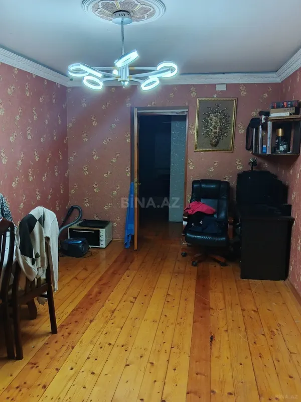 Satılır 4 otaqlı mənzil 70 m²