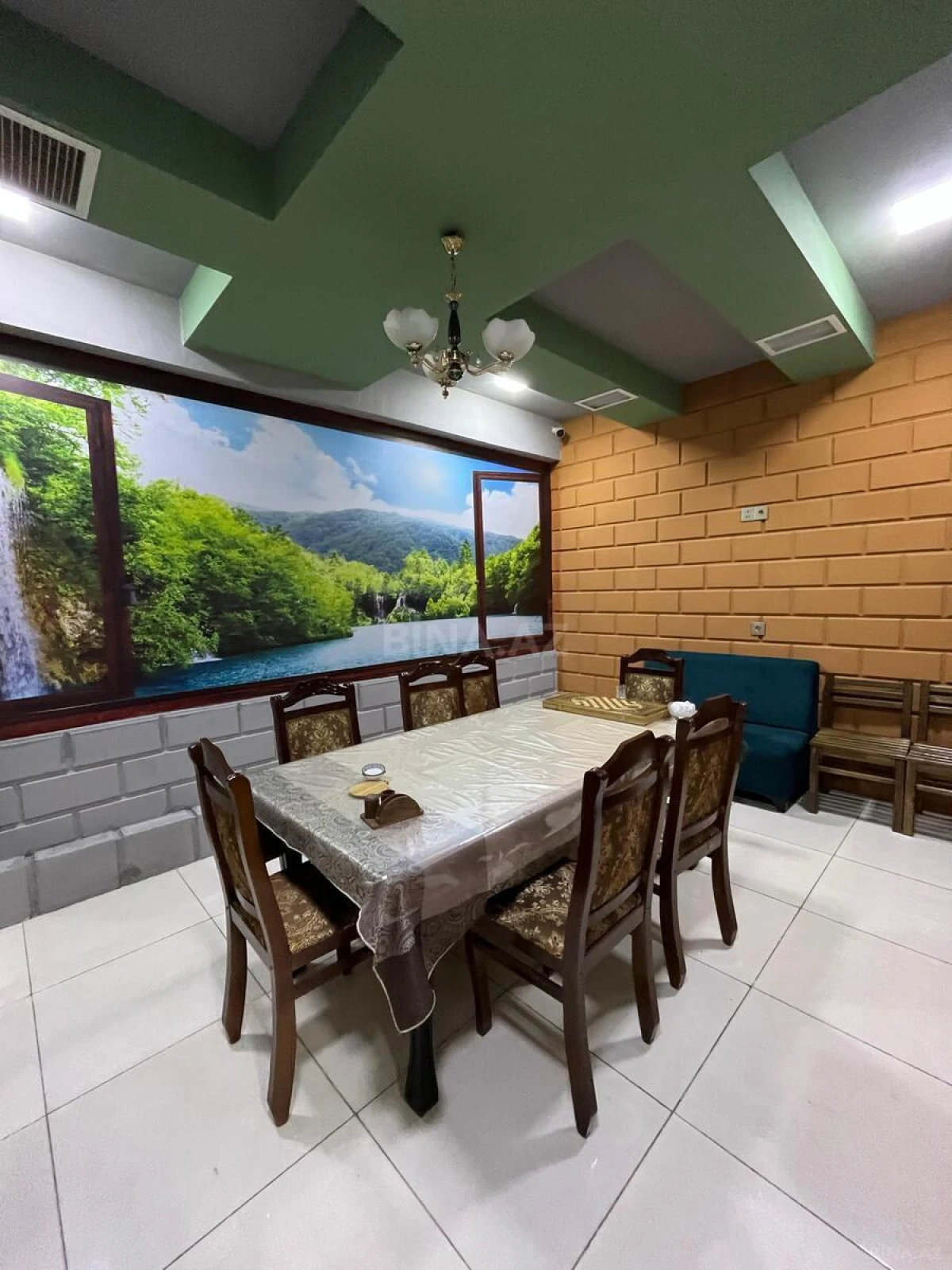 Kirayə verilir obyekt 200 m²