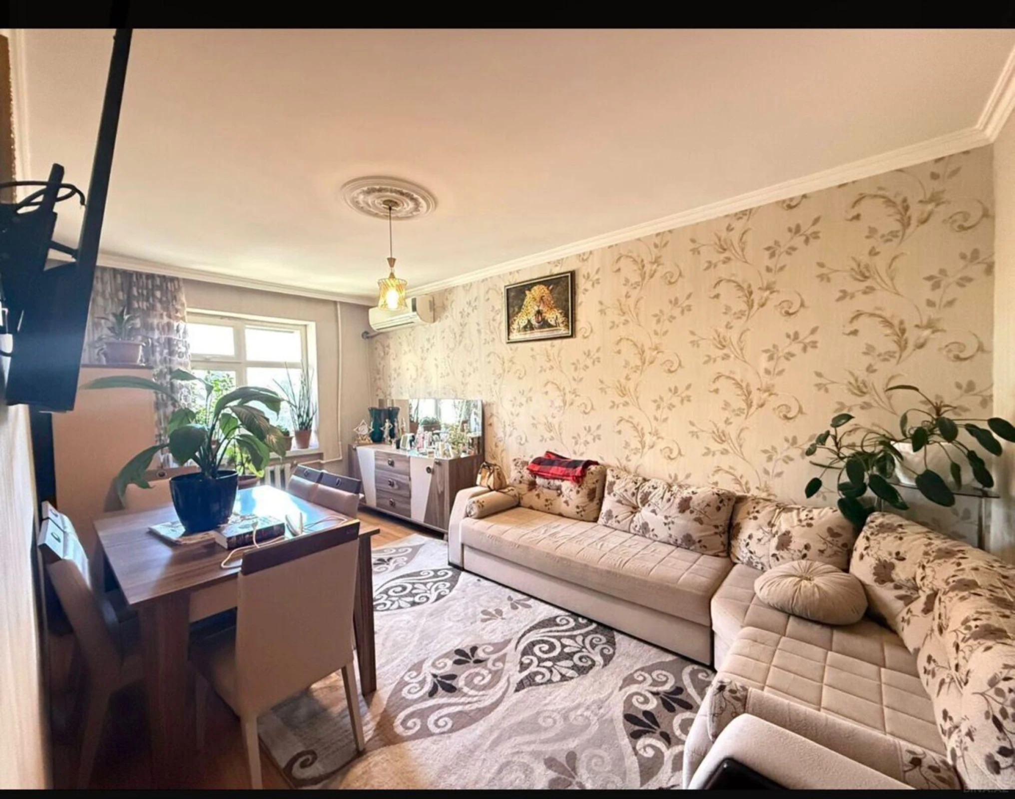 Satılır 2 otaqlı mənzil 64 m²