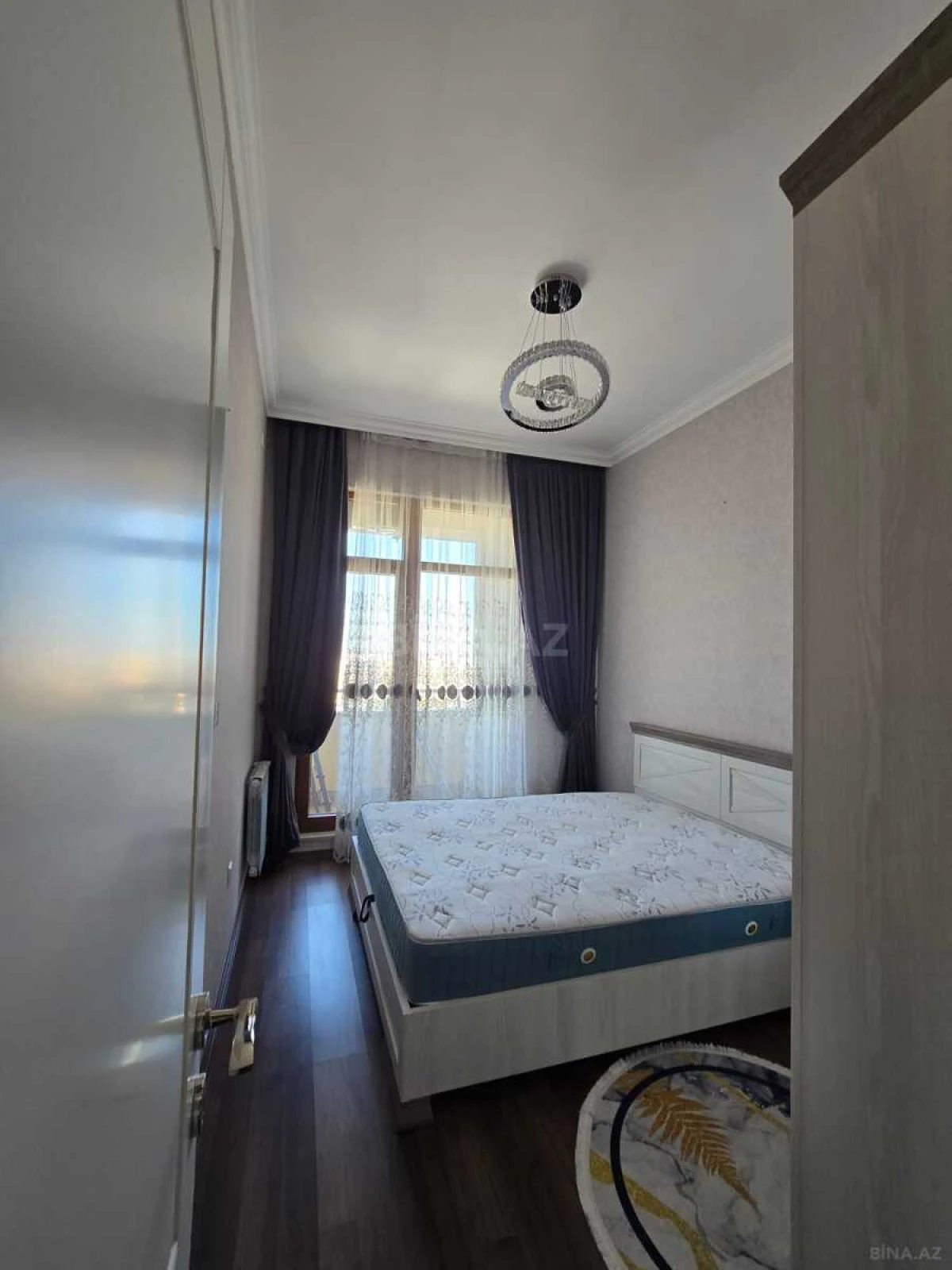 Satılır 5 otaqlı həyət evi 210 m²