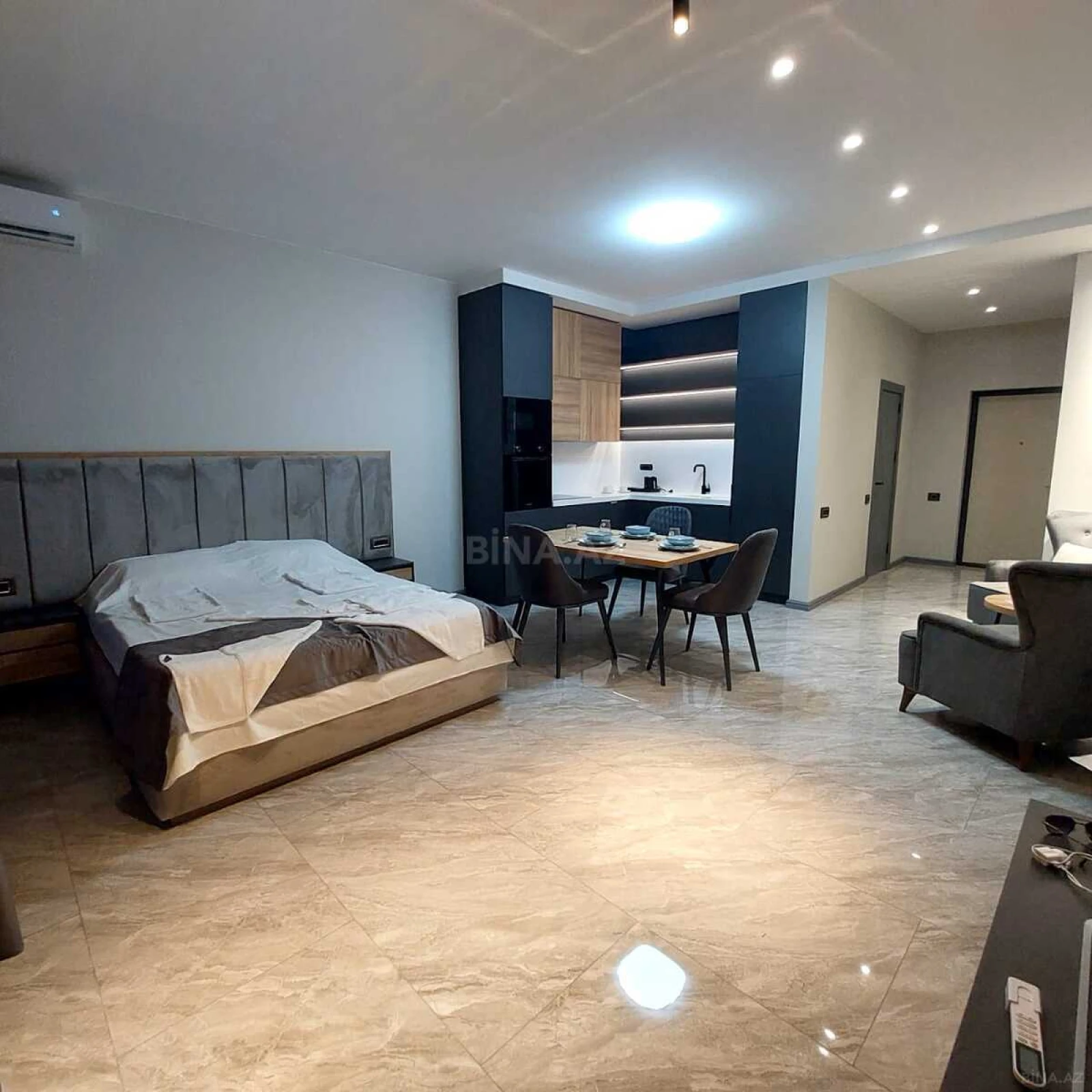 Satılır 1 otaqlı mənzil 57 m²