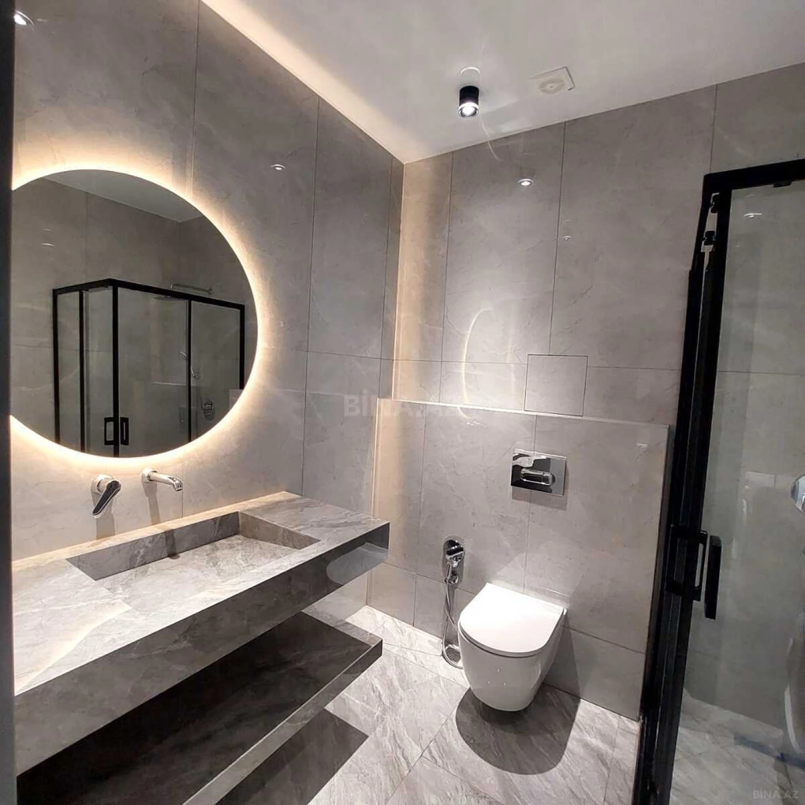 Satılır 1 otaqlı mənzil 57 m²