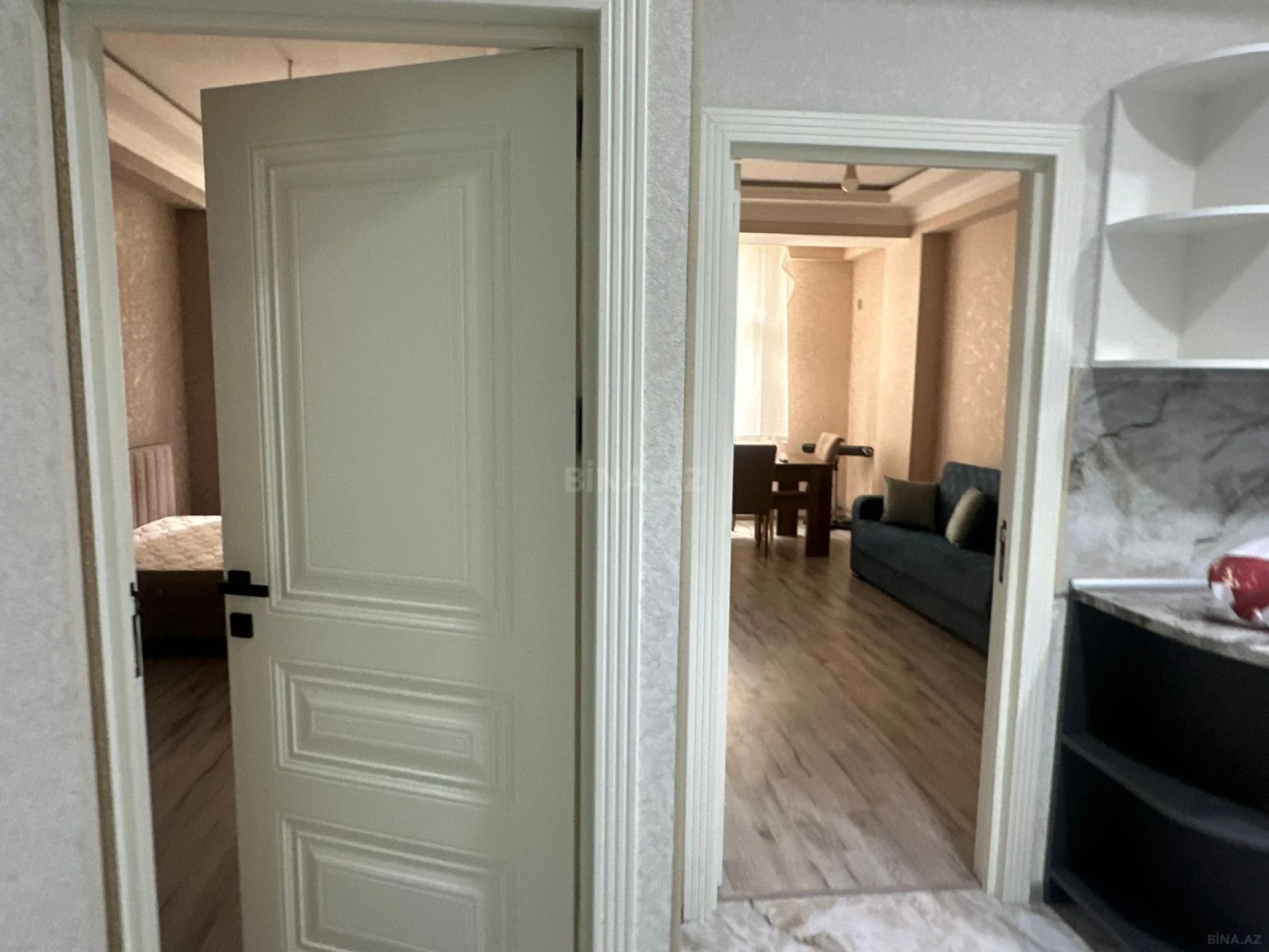 Kirayə verilir 2 otaqlı mənzil 65 m²