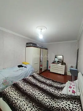 Satılır 4 otaqlı mənzil 100 m²