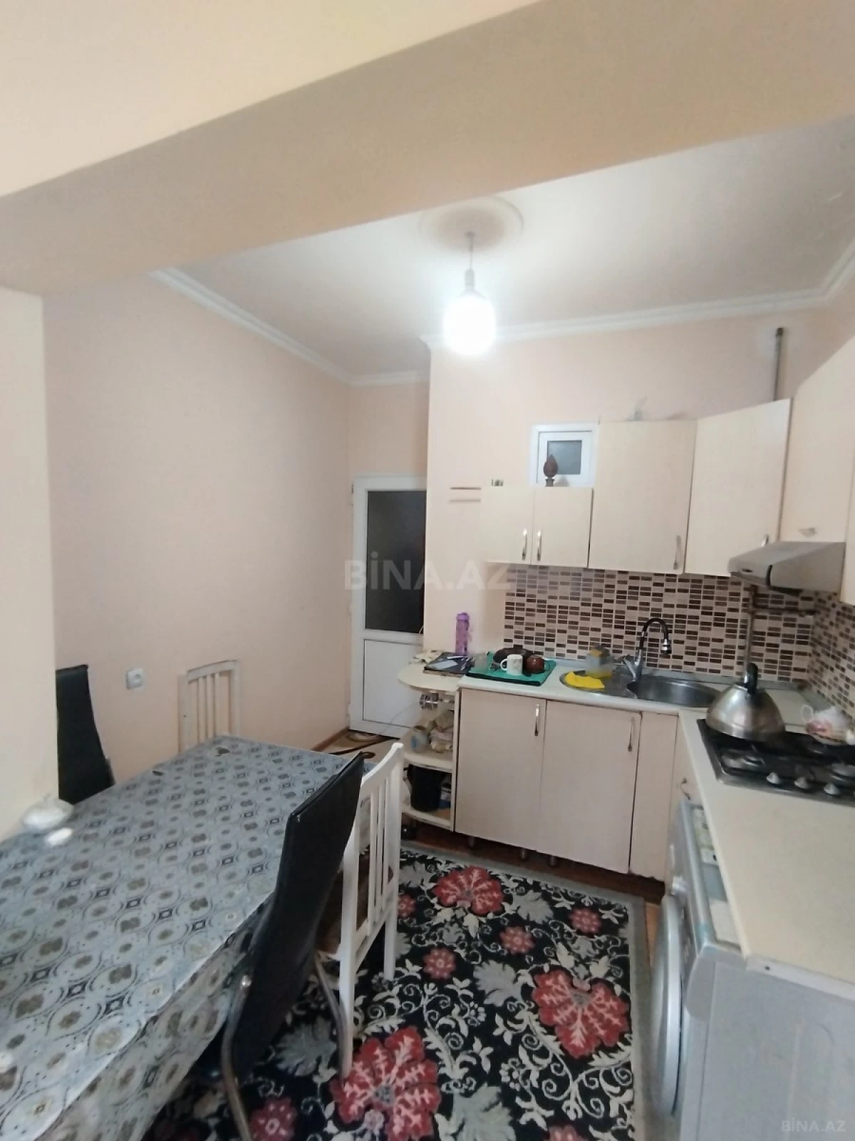 Satılır 4 otaqlı mənzil 100 m²