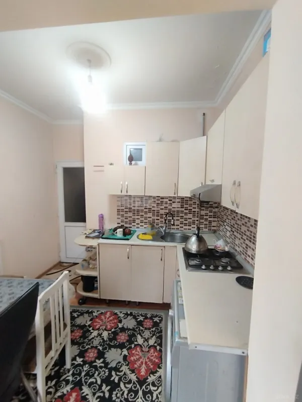 Satılır 4 otaqlı mənzil 100 m²