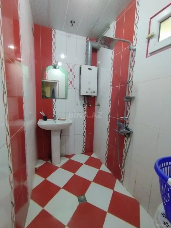 Satılır 4 otaqlı mənzil 100 m²