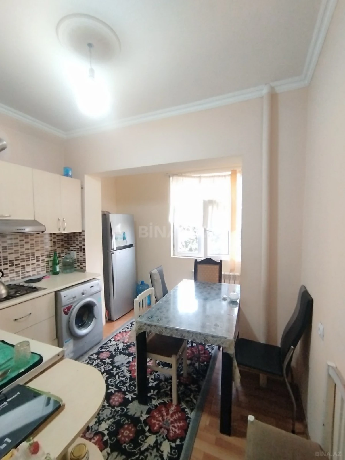 Satılır 4 otaqlı mənzil 100 m²