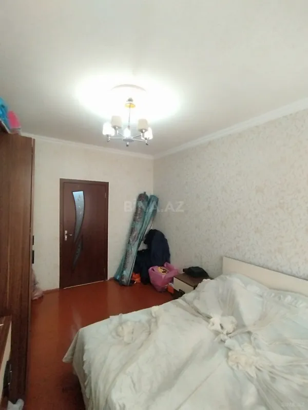 Satılır 4 otaqlı mənzil 100 m²