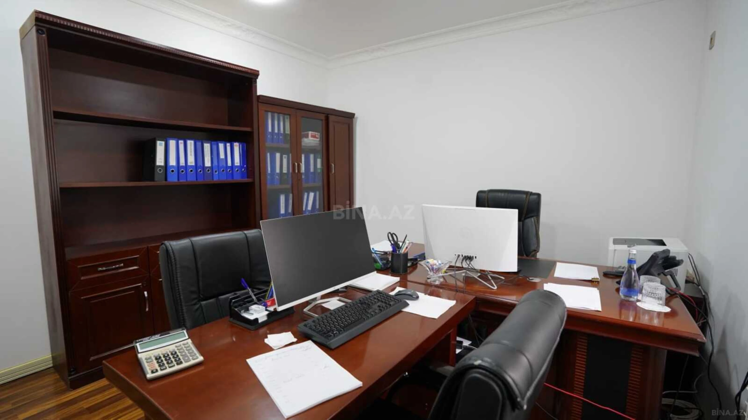 Kirayə verilir 11 otaqlı ofis 350 m²