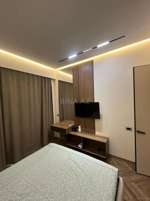 Kirayə verilir 2 otaqlı mənzil 68 m²