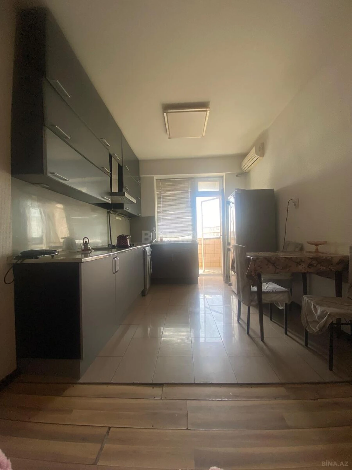 Satılır 2 otaqlı mənzil 61 m²