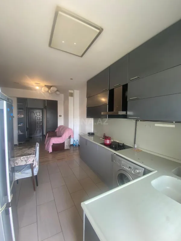 Satılır 2 otaqlı mənzil 61 m²