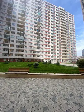 Satılır 2 otaqlı mənzil 61 m²