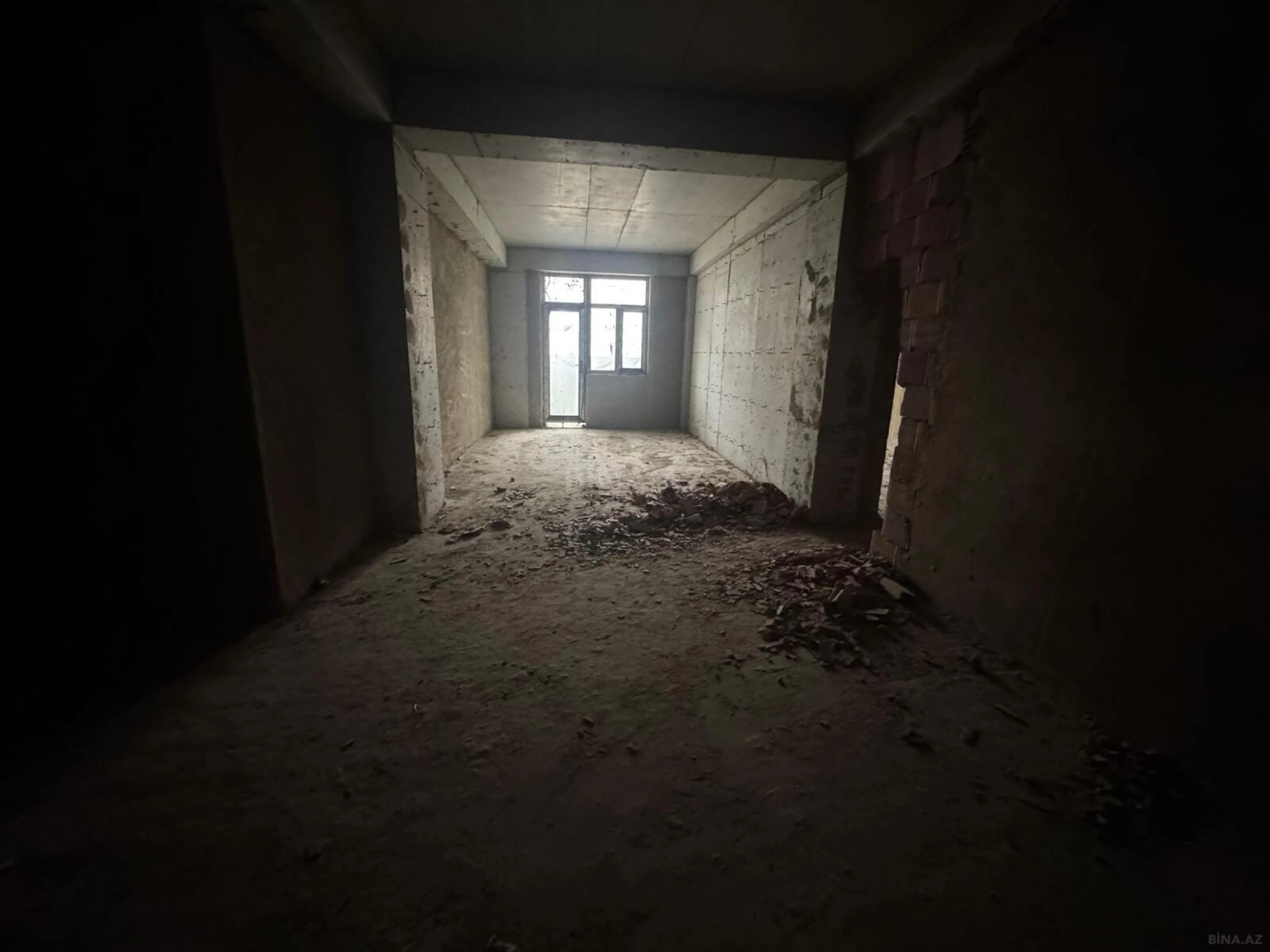 Satılır 3 otaqlı mənzil 100 m²