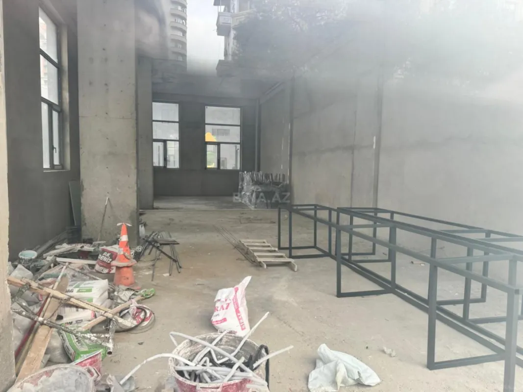 Satılır obyekt 156 m²