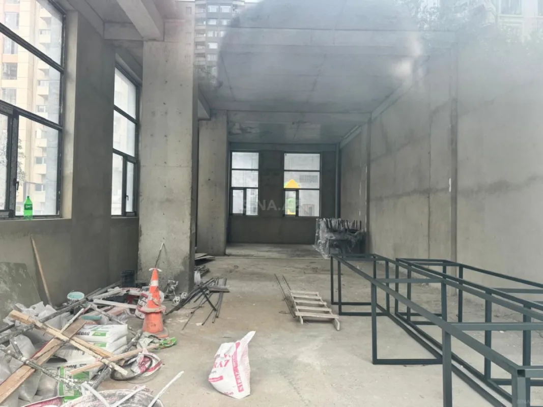 Satılır obyekt 156 m²