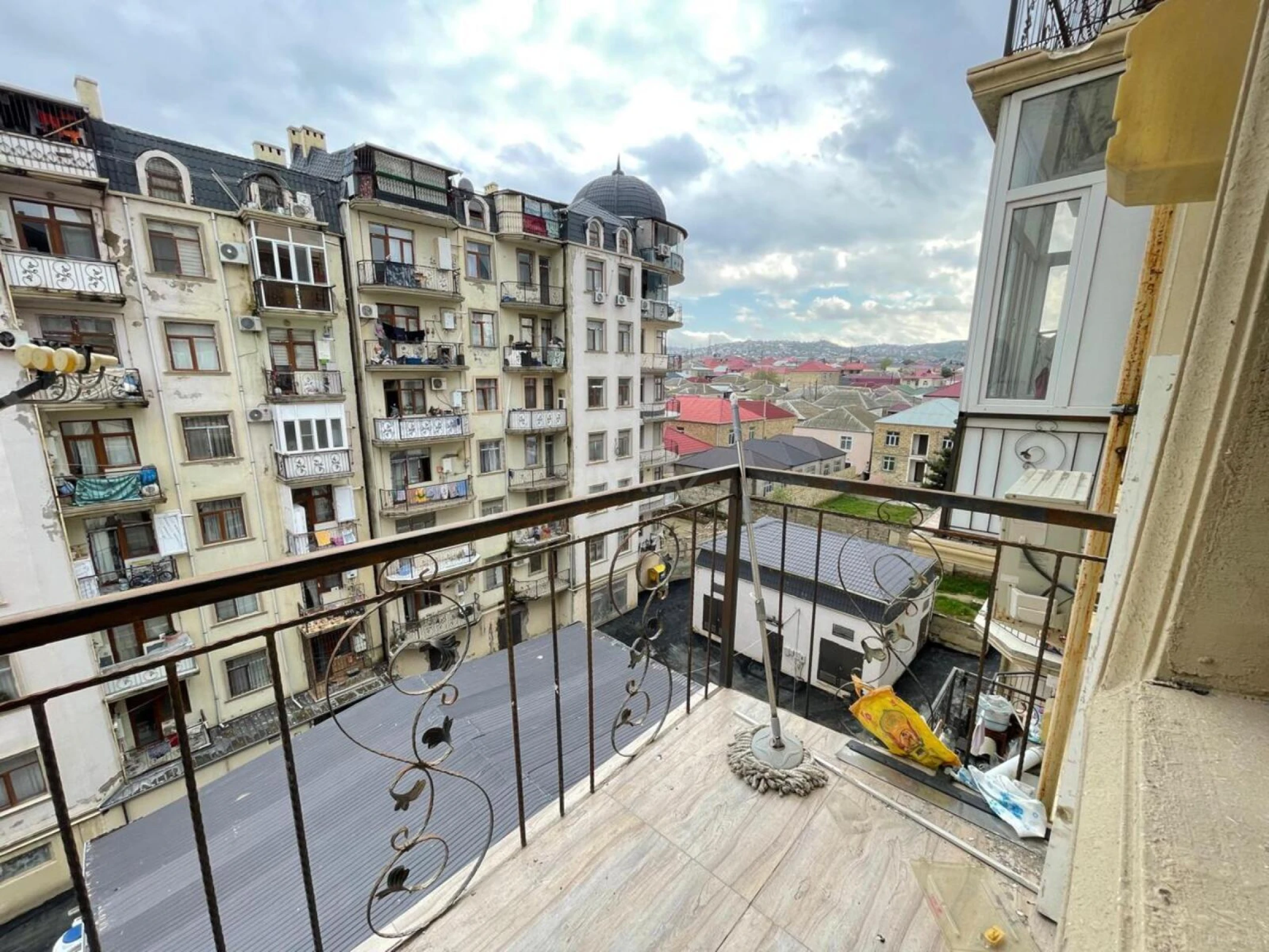 Satılır 2 otaqlı mənzil 49.1 m²