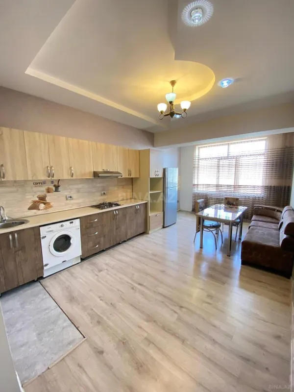 Kirayə verilir 3 otaqlı mənzil 150 m²