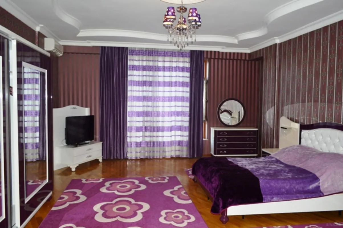 Kirayə verilir 4 otaqlı mənzil 150 m²