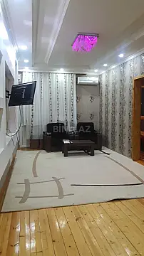 Satılır 10 otaqlı həyət evi 200 m²