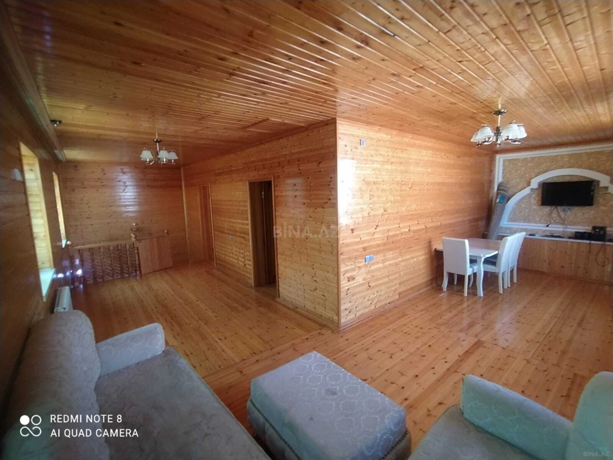 Satılır 10 otaqlı həyət evi 200 m²