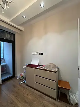 Satılır 2 otaqlı mənzil 47 m²