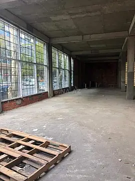 Satılır obyekt 138 m²