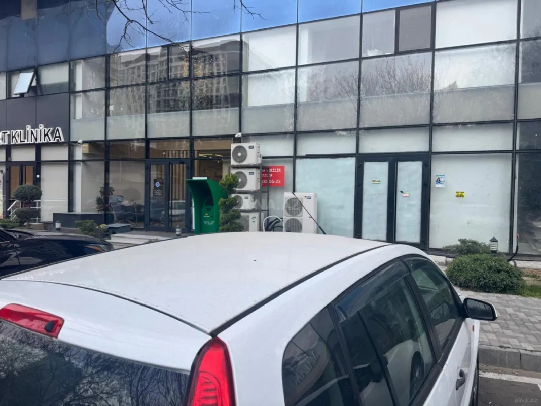 Satılır obyekt 138 m²