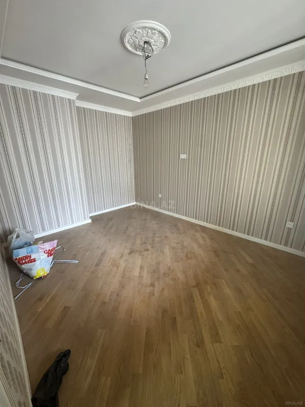 Satılır 2 otaqlı mənzil 68 m²