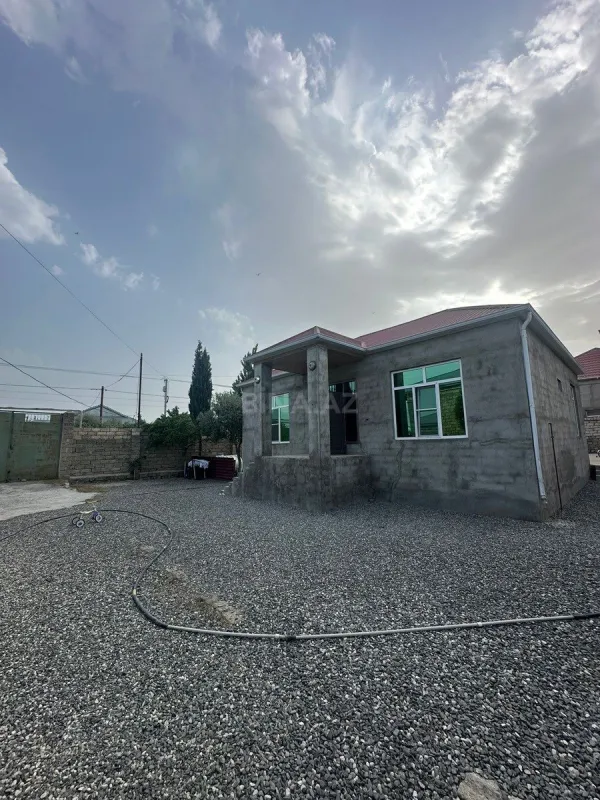 Satılır 3 otaqlı həyət evi 110 m²