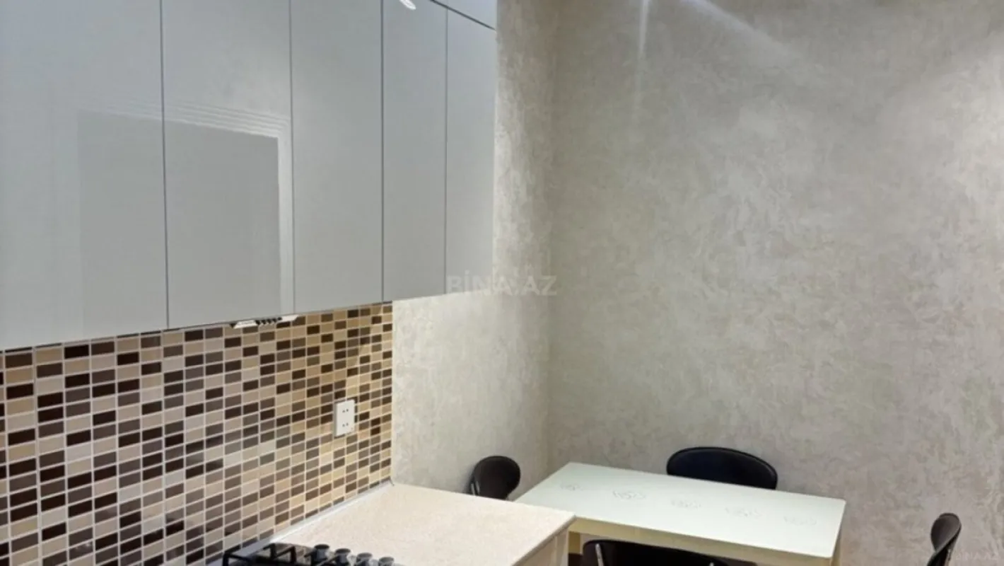 Satılır 3 otaqlı mənzil 100 m²