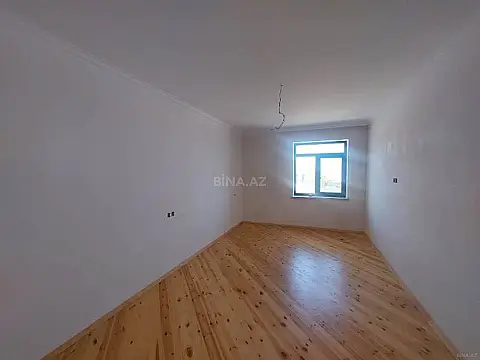 Satılır 6 otaqlı həyət evi 300 m²