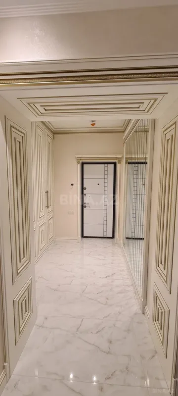 Kirayə verilir 3 otaqlı mənzil 106 m²