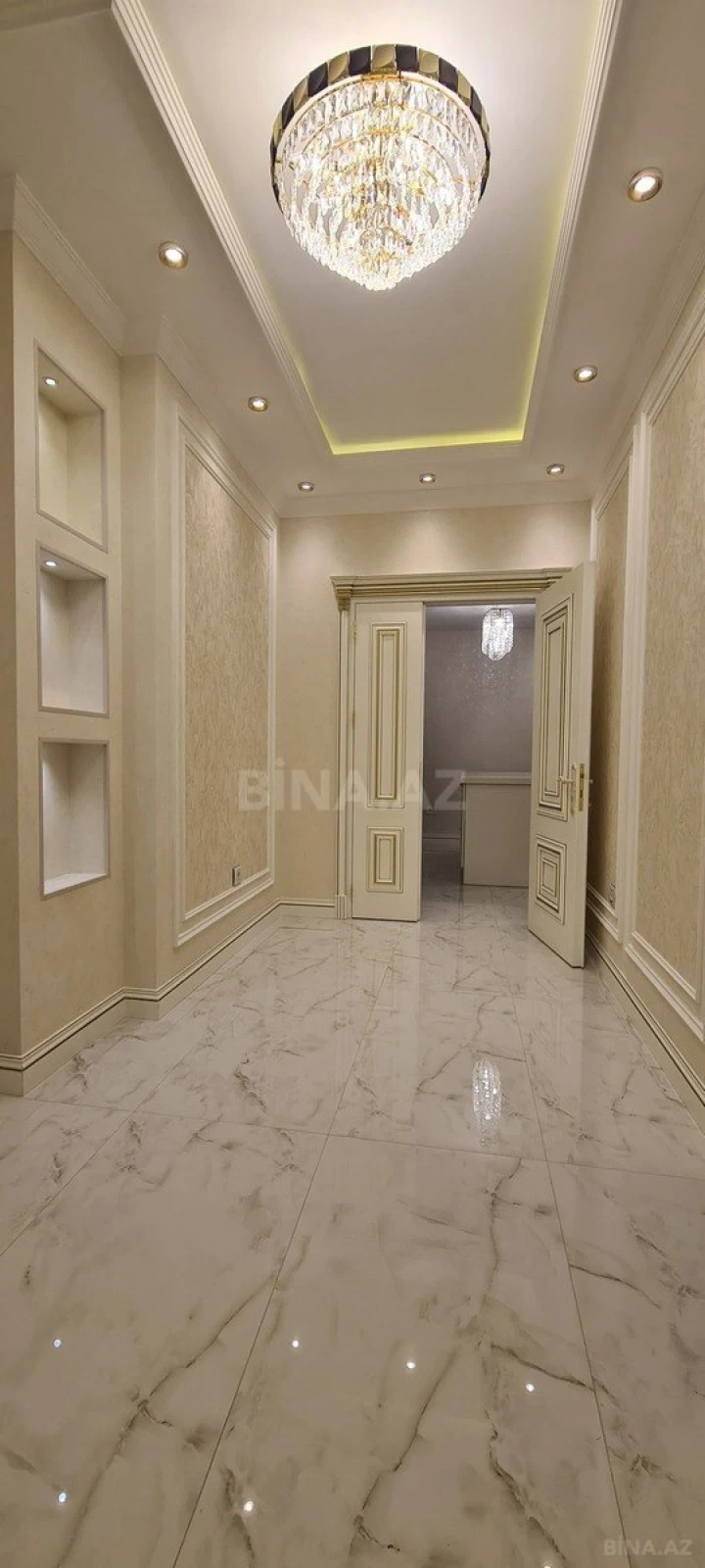 Kirayə verilir 3 otaqlı mənzil 106 m²