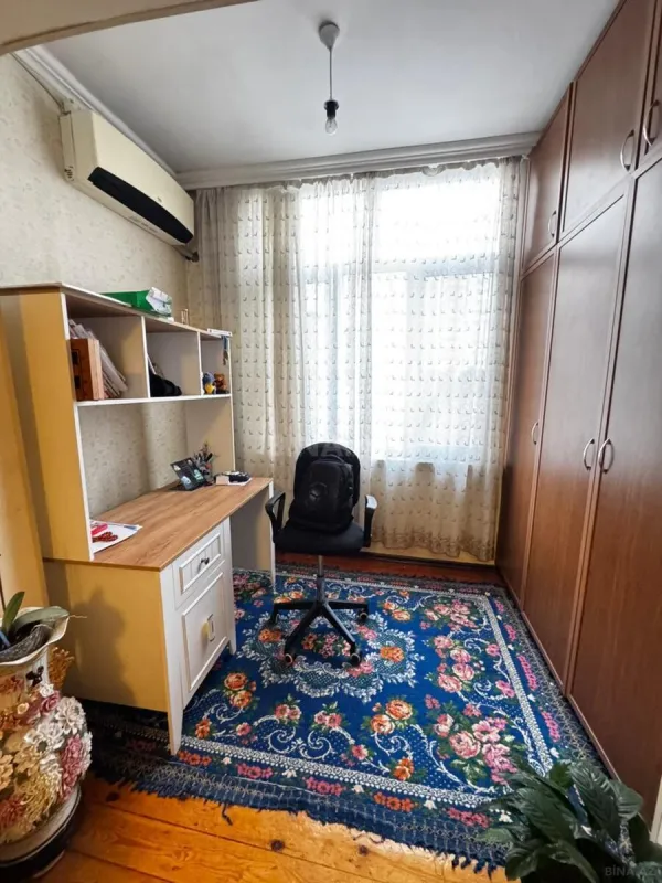 Satılır 3 otaqlı mənzil 80 m²
