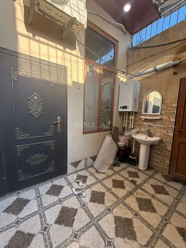 Kirayə verilir 2 otaqlı həyət evi 65 m²