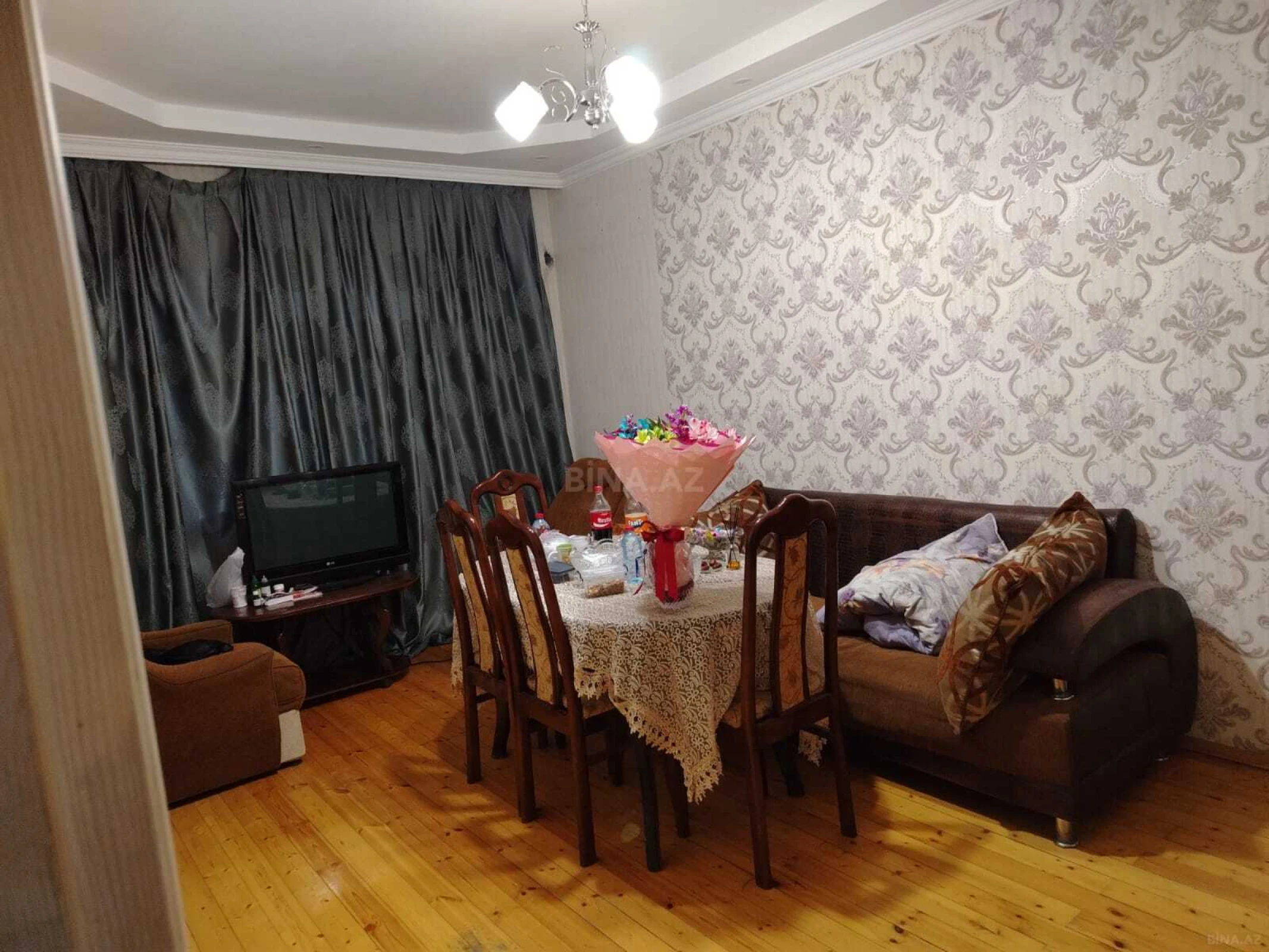 Satılır 2 otaqlı mənzil 56 m²