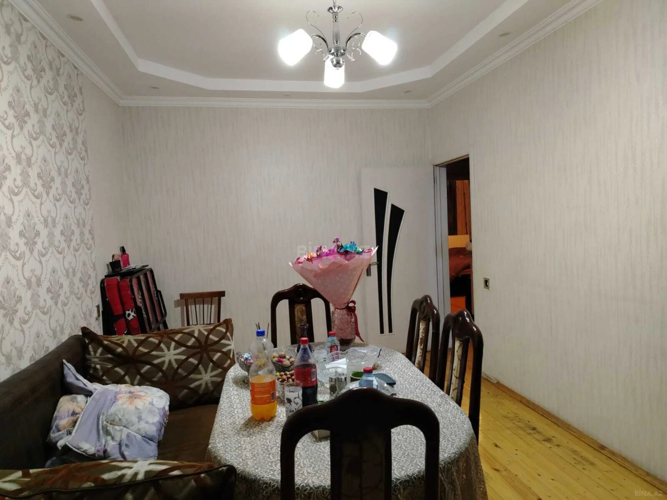 Satılır 2 otaqlı mənzil 56 m²