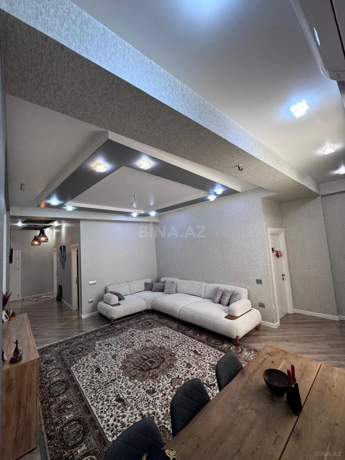 Satılır 3 otaqlı mənzil 100 m²