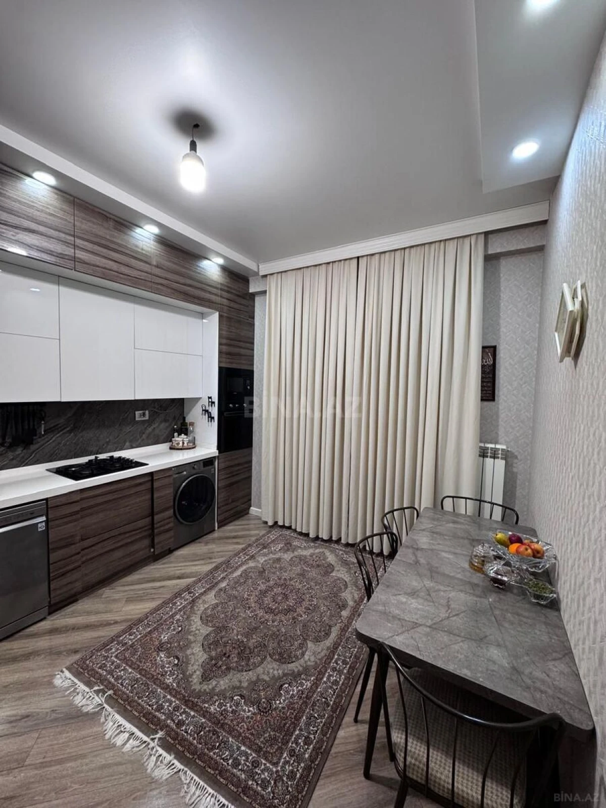 Satılır 3 otaqlı mənzil 100 m²