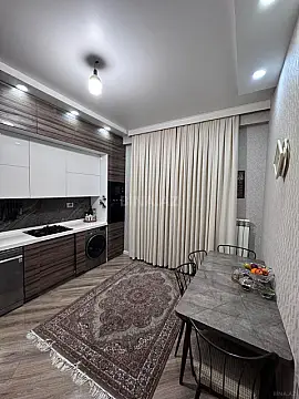 Satılır 3 otaqlı mənzil 100 m²