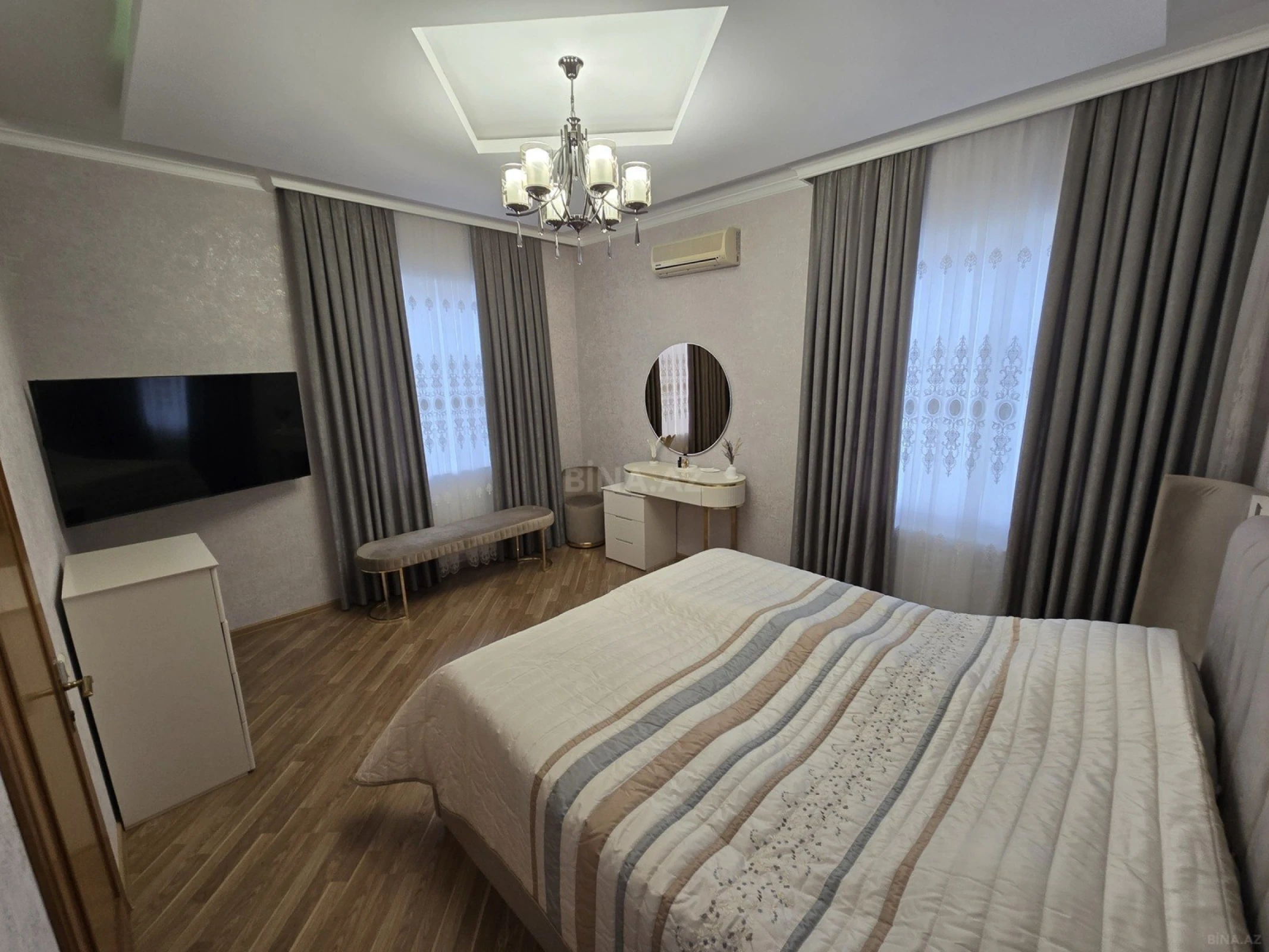 Satılır 6 otaqlı həyət evi 200 m²