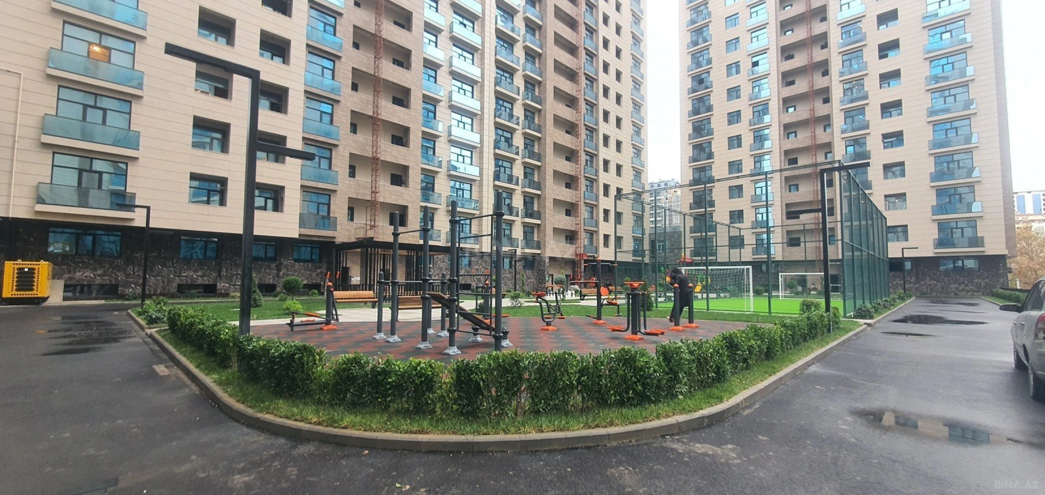 Satılır 2 otaqlı mənzil 71 m²