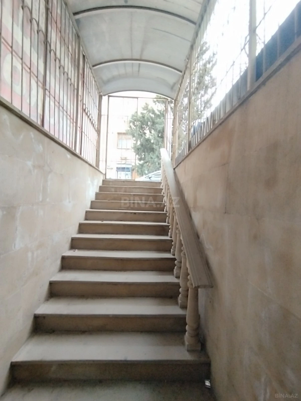 Satılır obyekt 60 m²