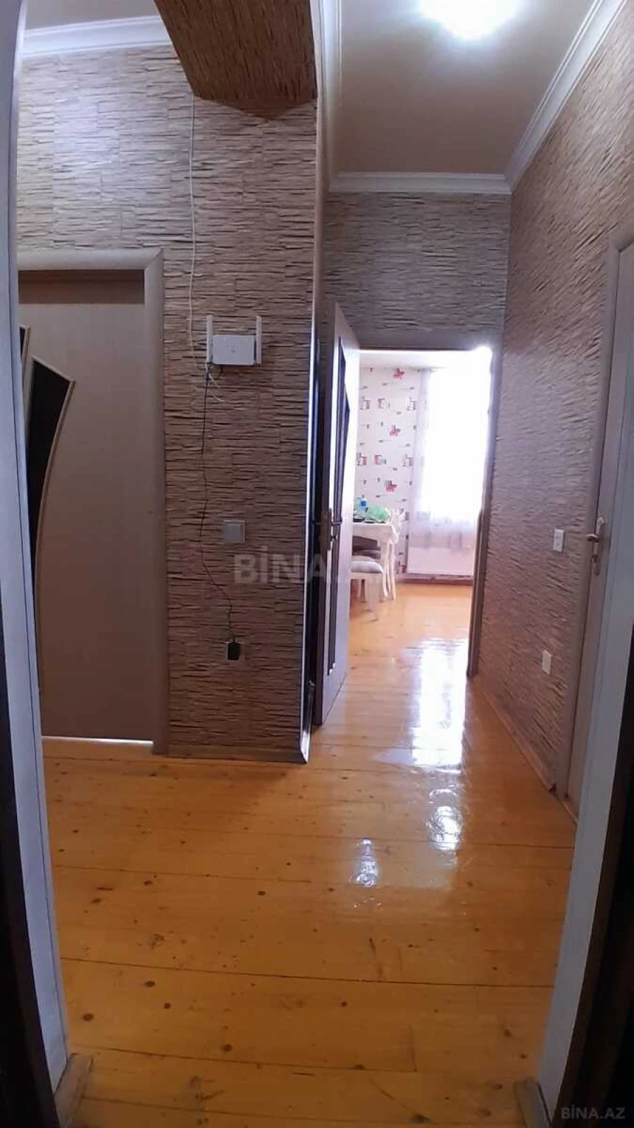 Kirayə verilir 2 otaqlı mənzil 75 m²