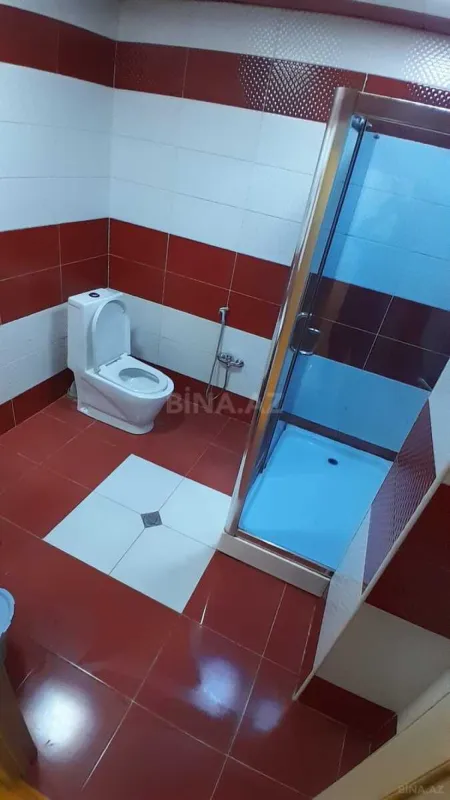 Kirayə verilir 2 otaqlı mənzil 75 m²