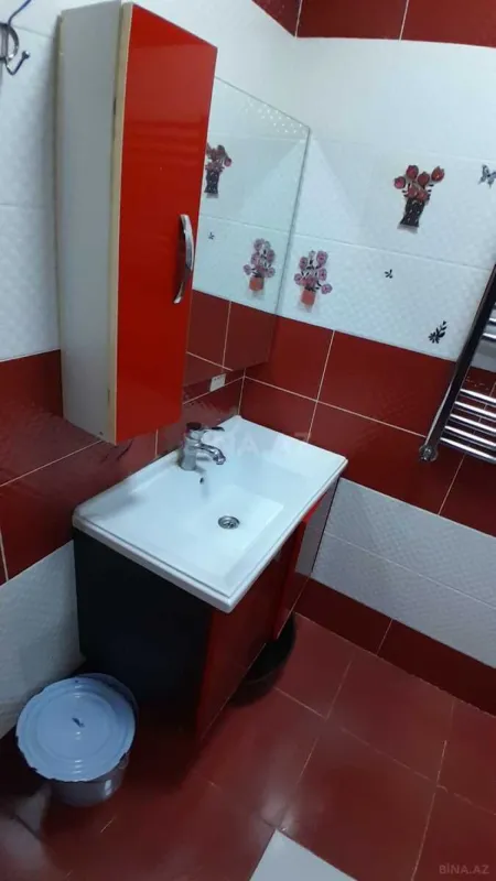 Kirayə verilir 2 otaqlı mənzil 75 m²