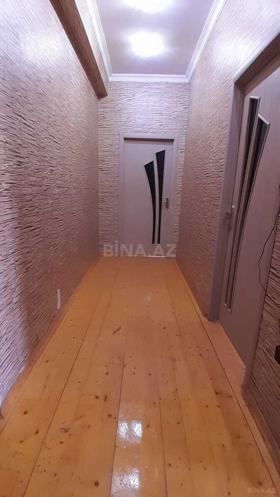 Kirayə verilir 2 otaqlı mənzil 75 m²